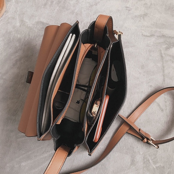 πHPπ π VERONA O Ring Chain Buckle Bag - Picture 8 of 8